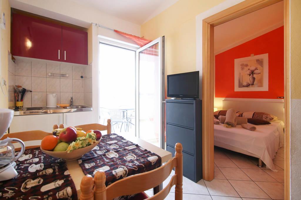 Apartments Mediteran Tice Zewnętrze zdjęcie